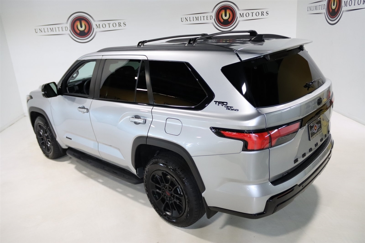 Toyota Sequoia  2024