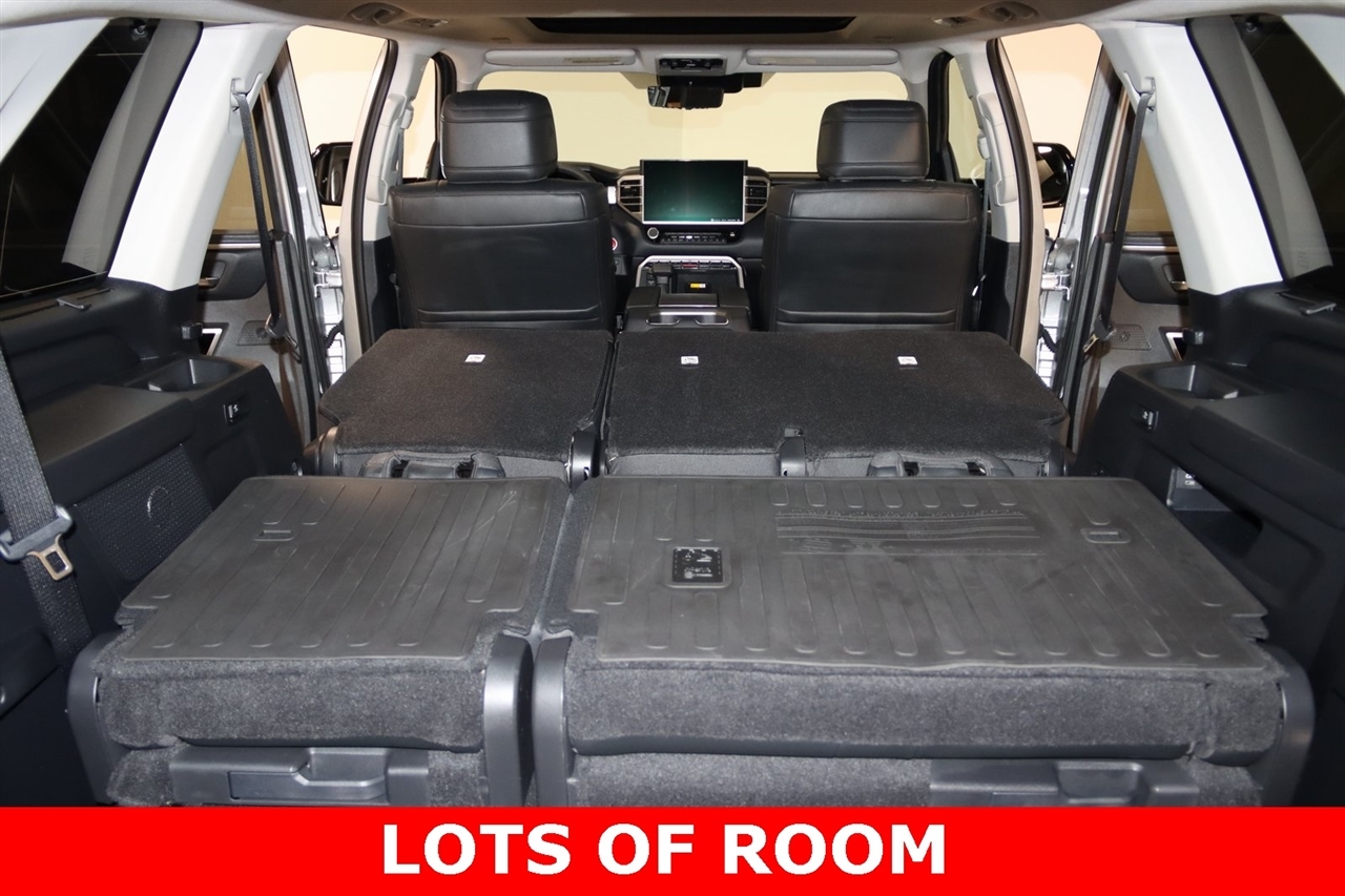 Toyota Sequoia  2024
