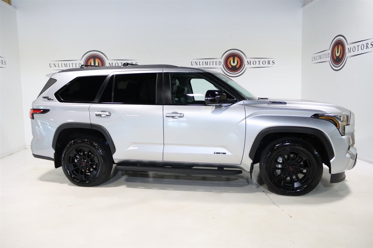 Toyota Sequoia  2024