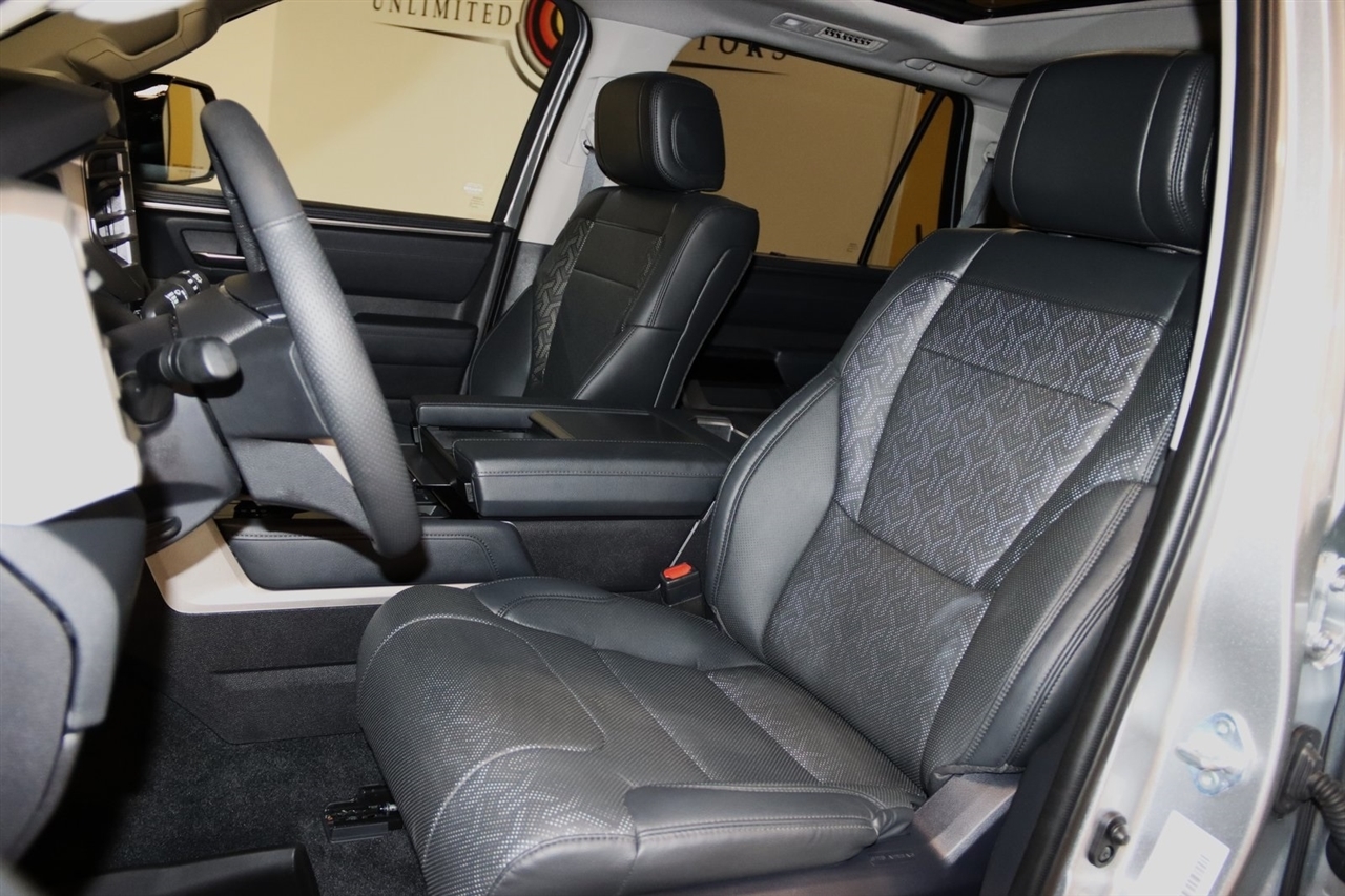 Toyota Sequoia  2024