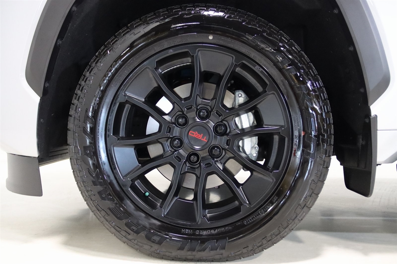 Toyota Sequoia  2024