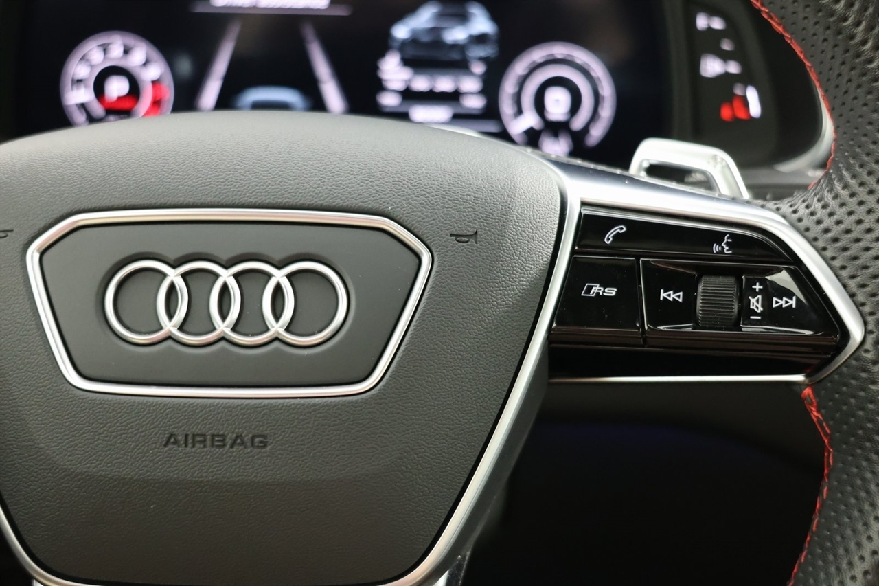 Audi RS6 Avant  2023