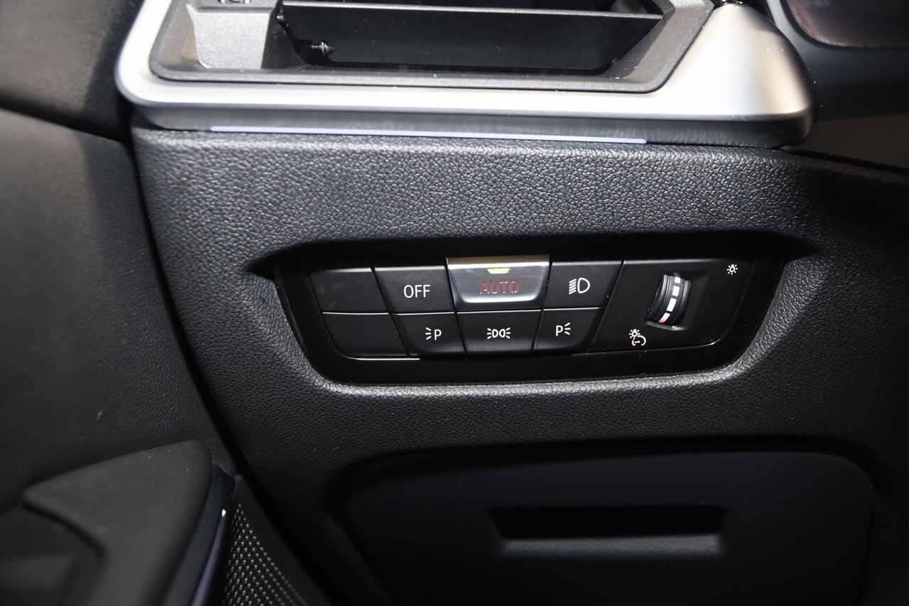 BMW 3-Series  2020