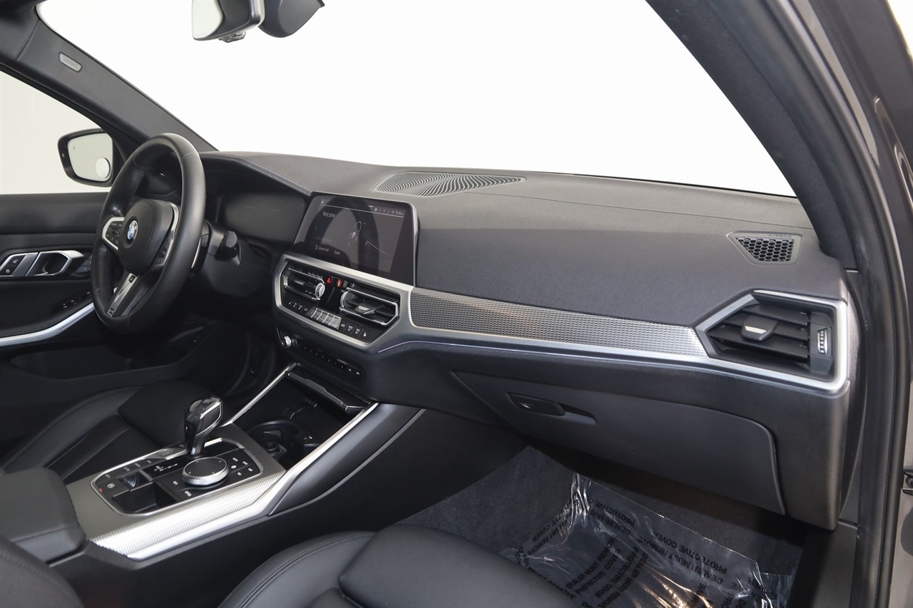 BMW 3-Series  2020