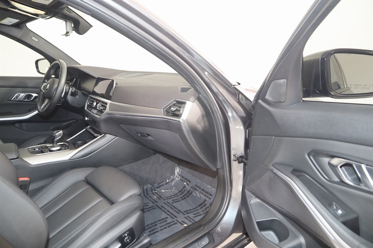 BMW 3-Series  2020