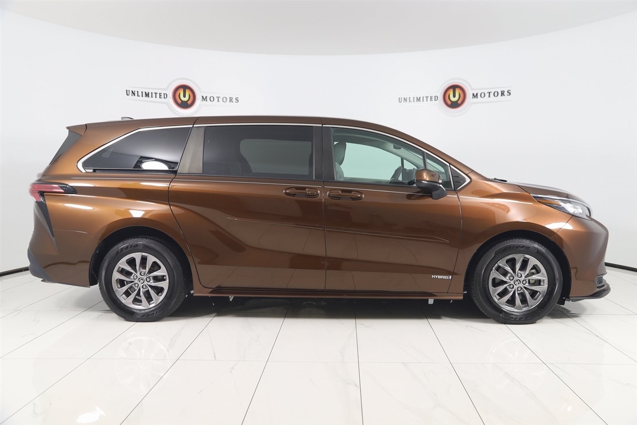 Toyota Sienna  2021