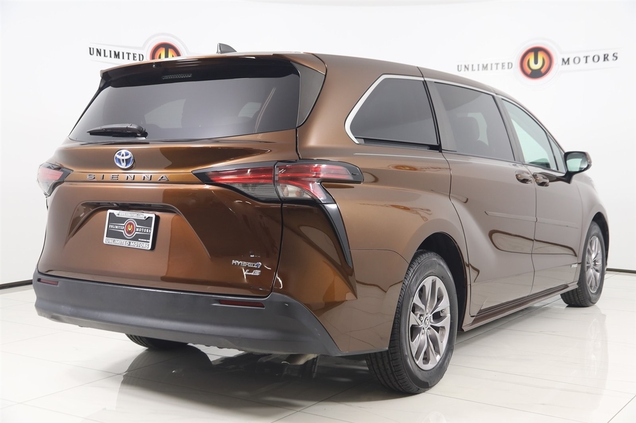 Toyota Sienna  2021