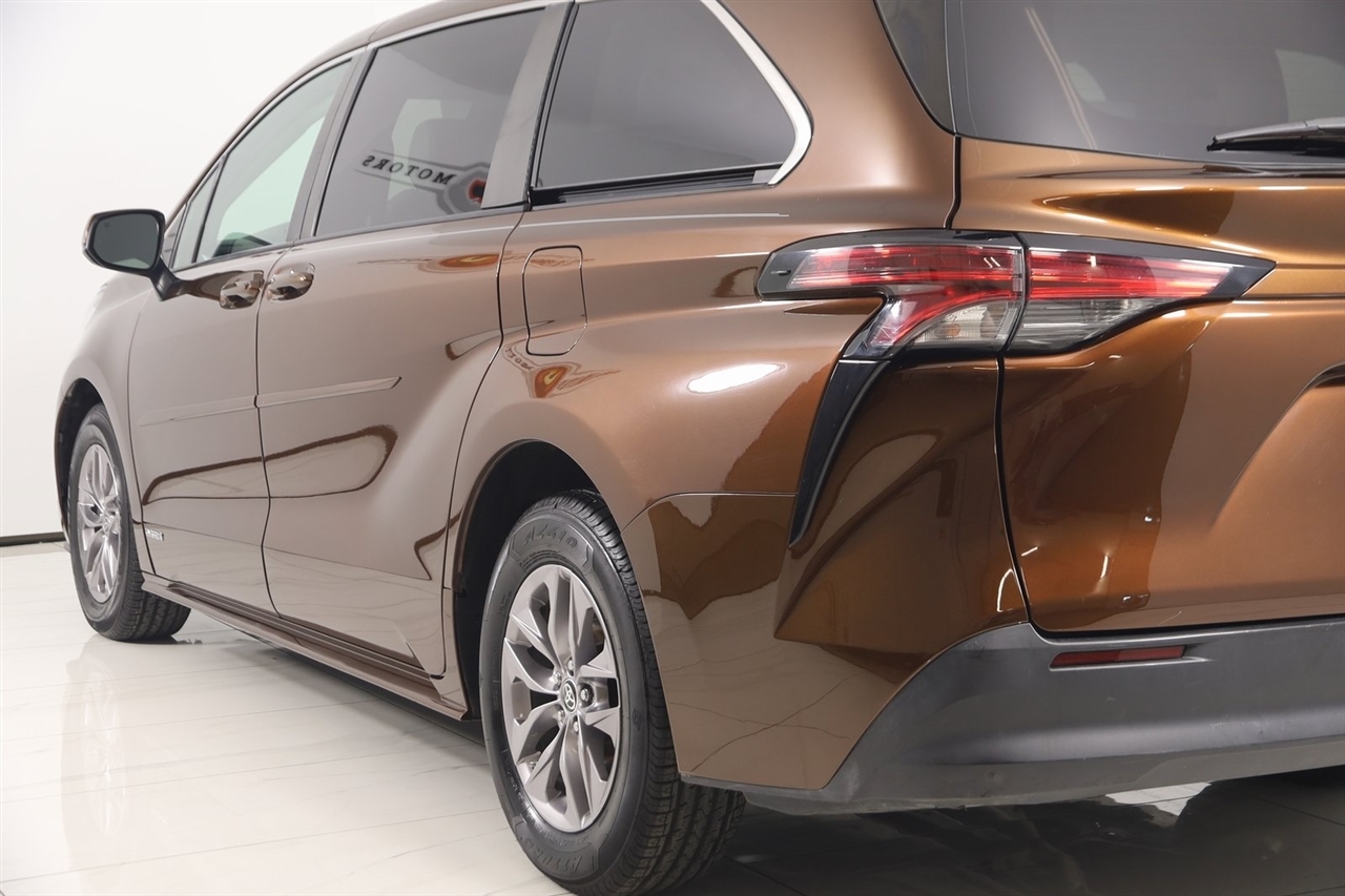 Toyota Sienna  2021