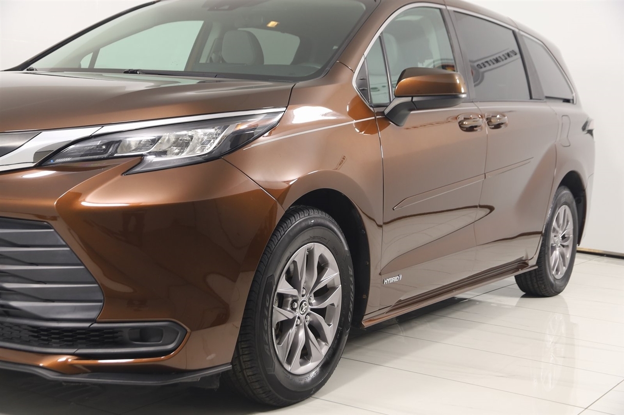 Toyota Sienna  2021