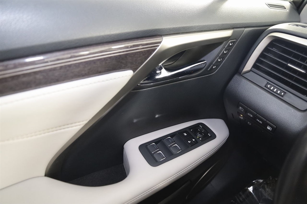 Lexus RX 450hL  2022