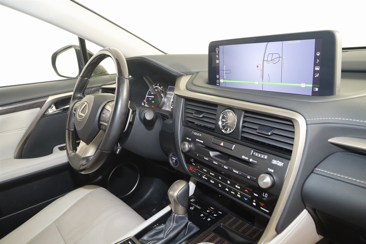 Lexus RX 450hL  2022