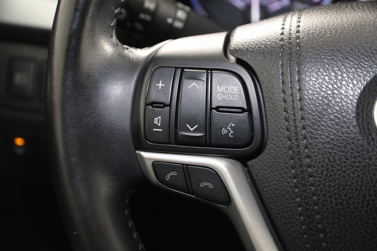 Toyota Highlander  2018