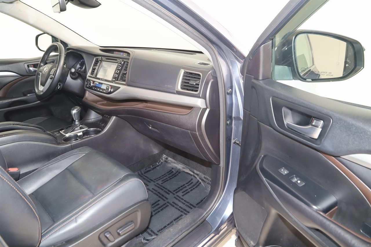 Toyota Highlander  2018