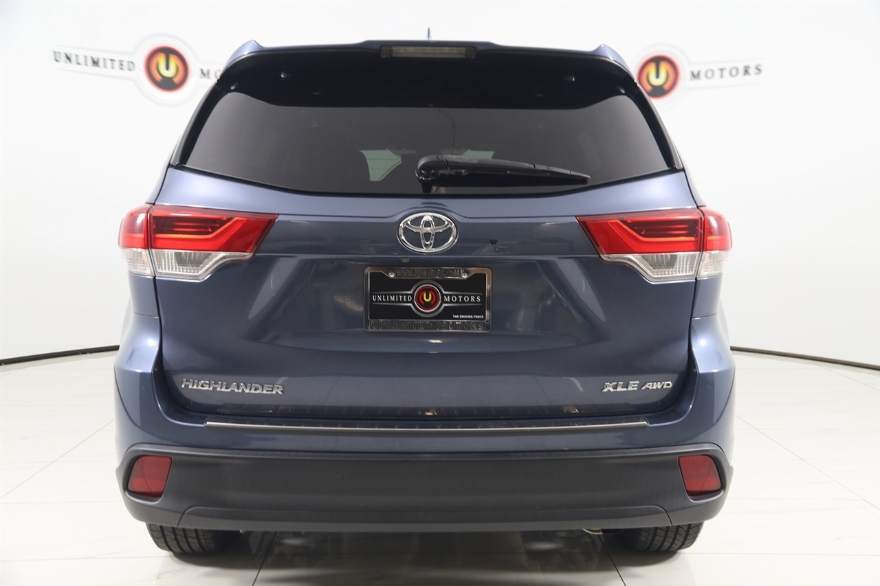 Toyota Highlander  2018