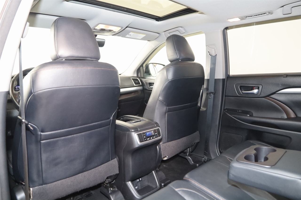 Toyota Highlander  2018