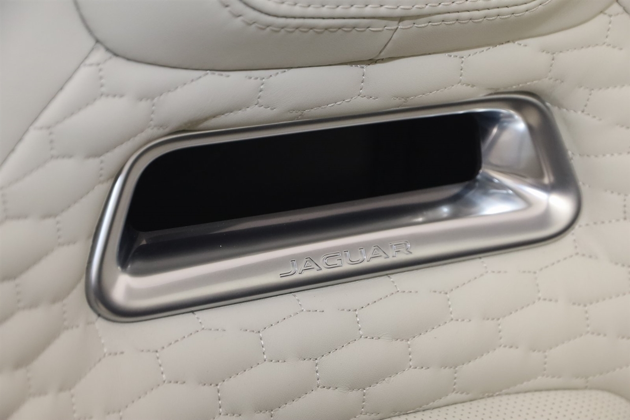 Jaguar F-Type  2022