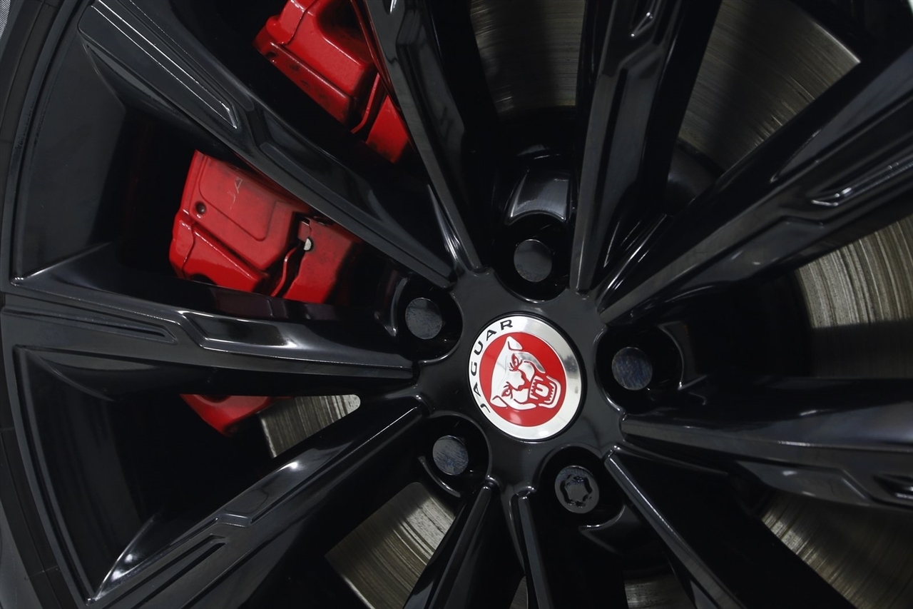 Jaguar F-Type  2022