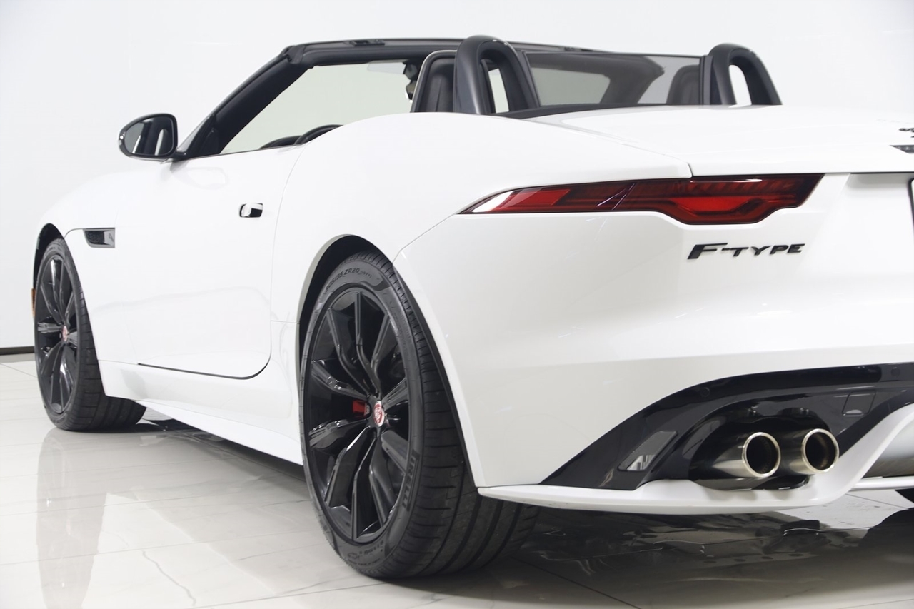 Jaguar F-Type  2022