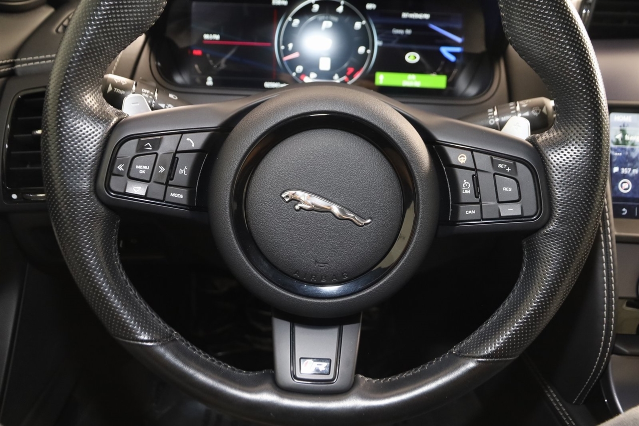 Jaguar F-Type  2022