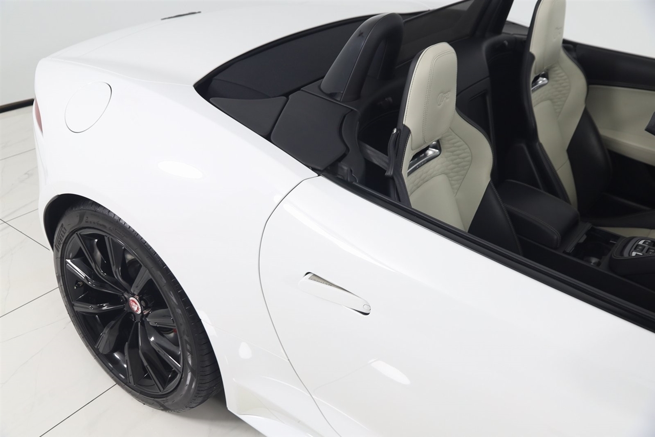 Jaguar F-Type  2022