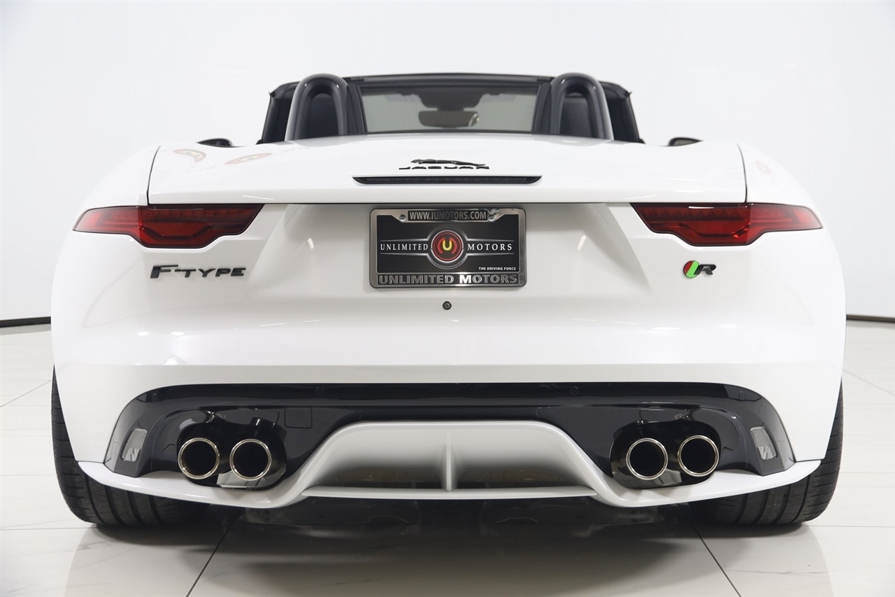 Jaguar F-Type  2022