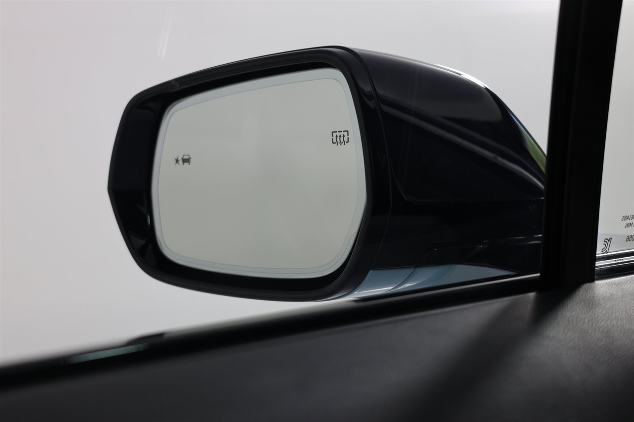 Cadillac Lyriq  2024