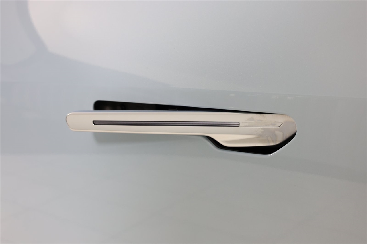 Cadillac Lyriq  2024