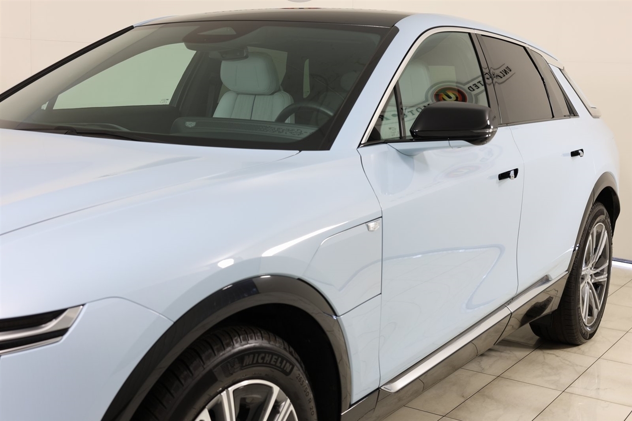 Cadillac Lyriq  2024