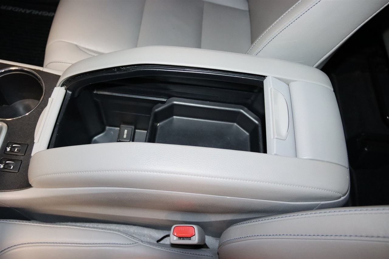 Toyota Highlander  2019