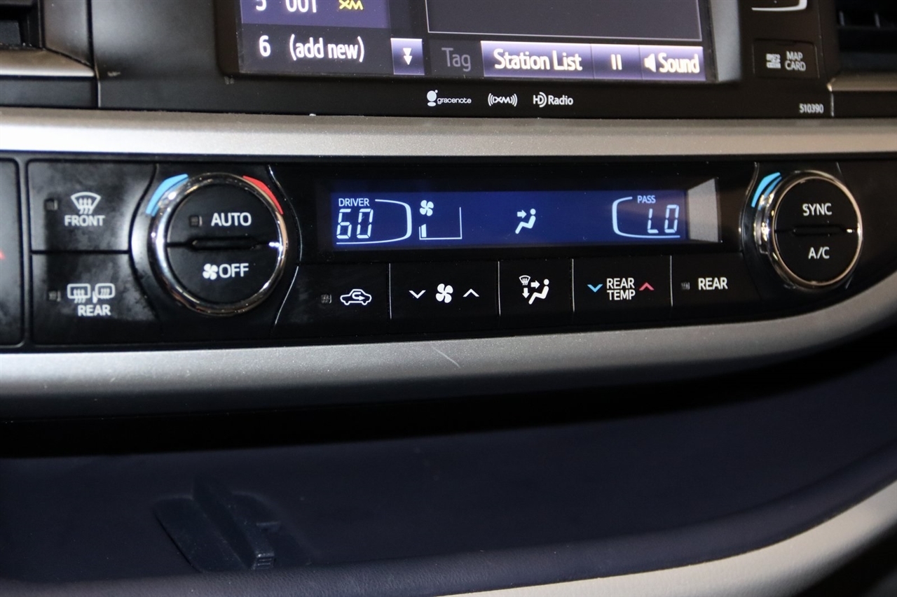 Toyota Highlander  2019