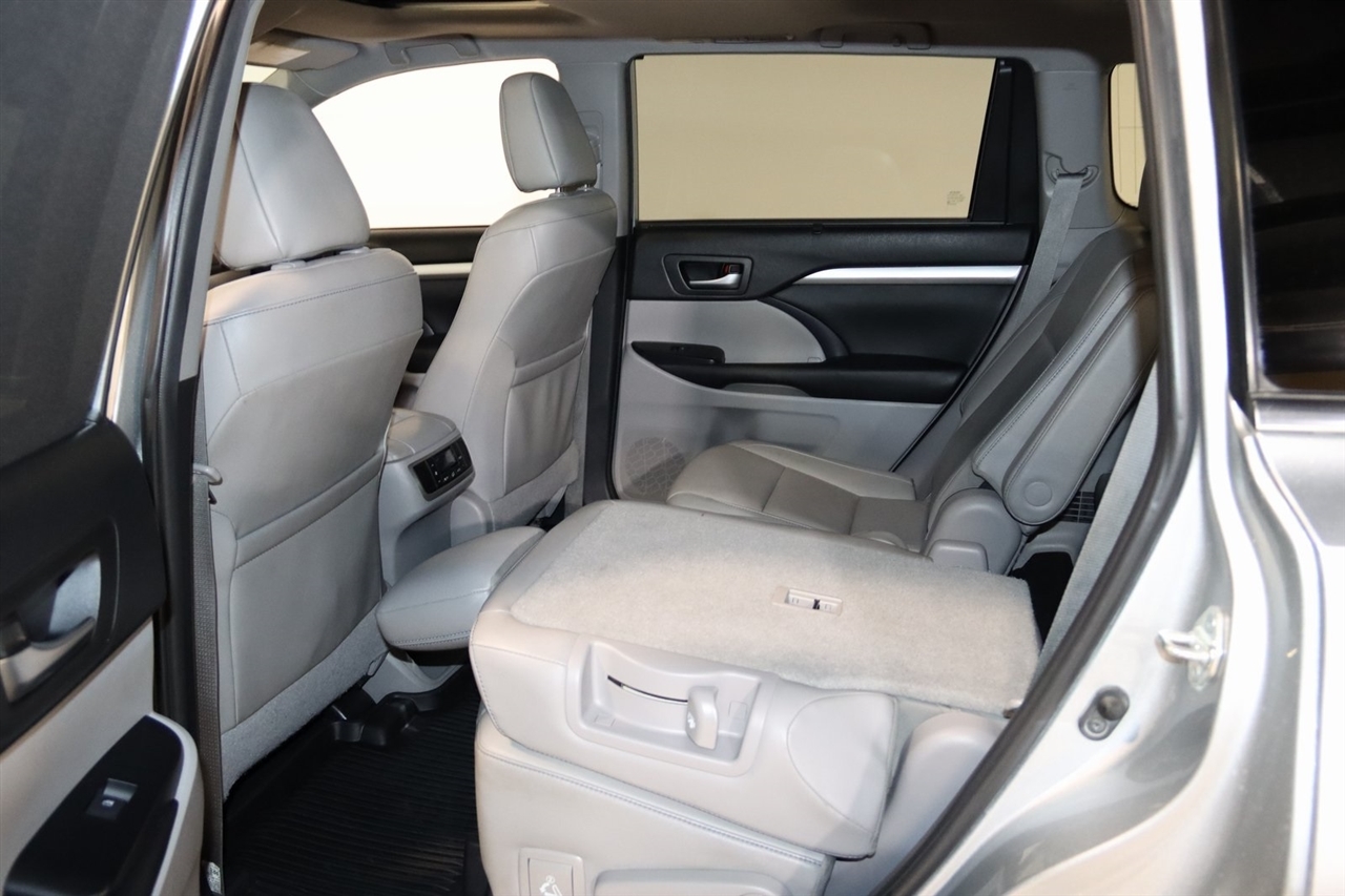 Toyota Highlander  2019