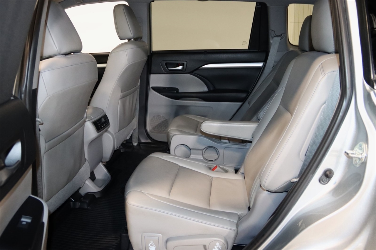 Toyota Highlander  2019