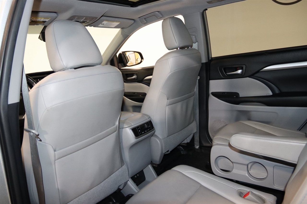 Toyota Highlander  2019