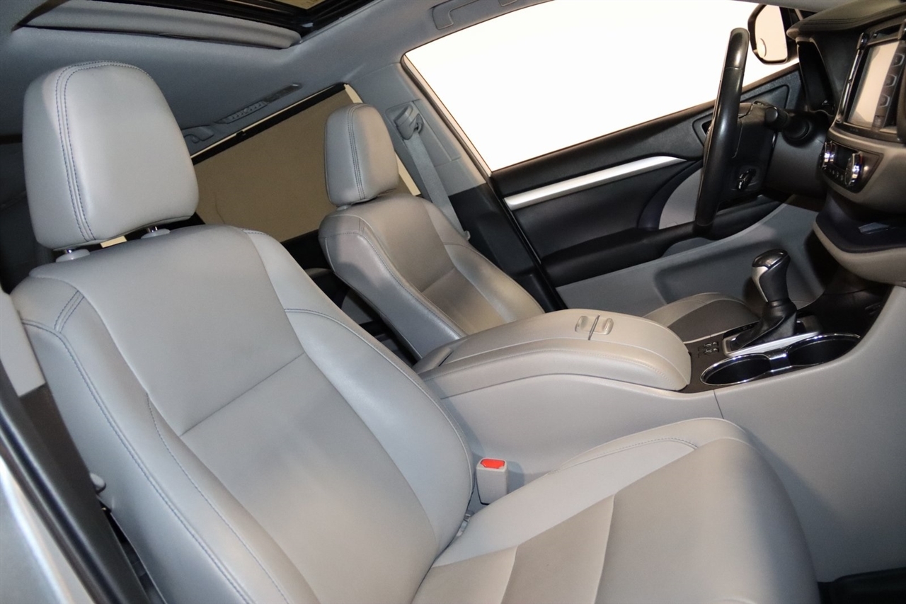 Toyota Highlander  2019