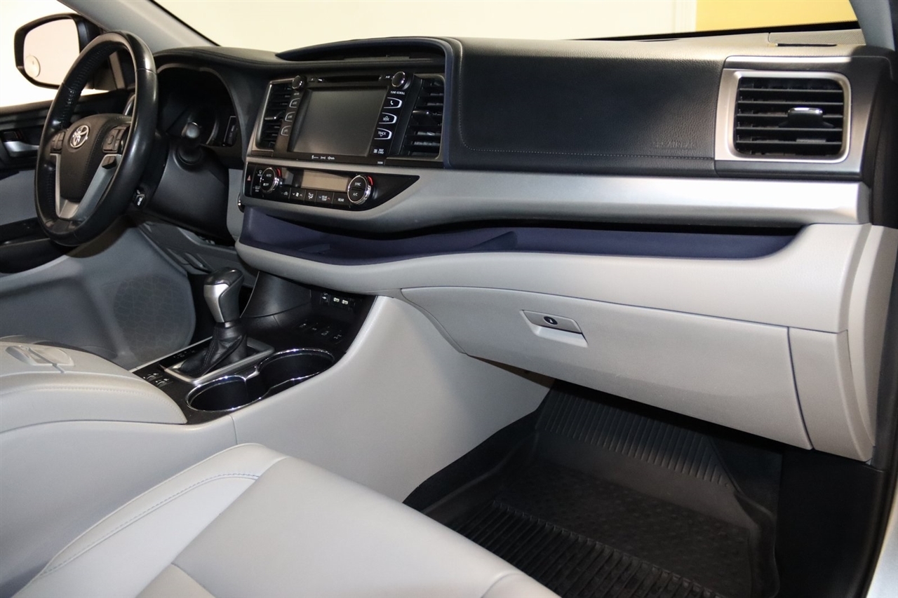 Toyota Highlander  2019