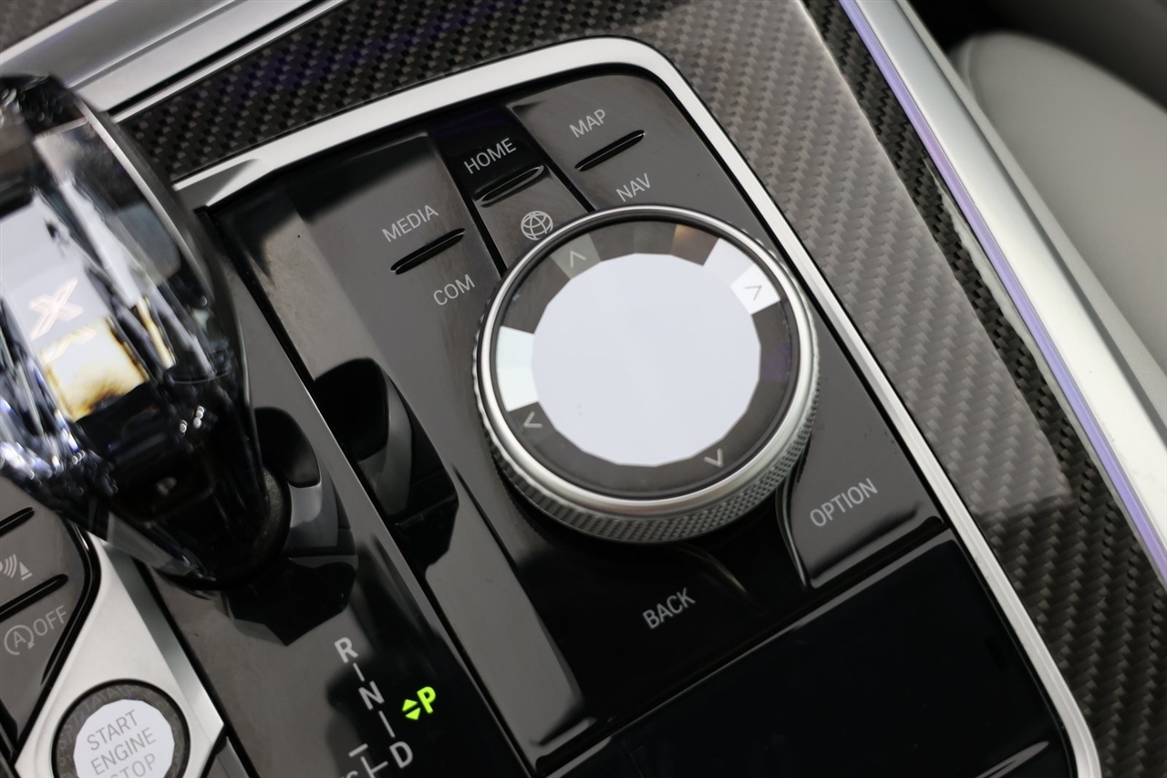 BMW X5  2023
