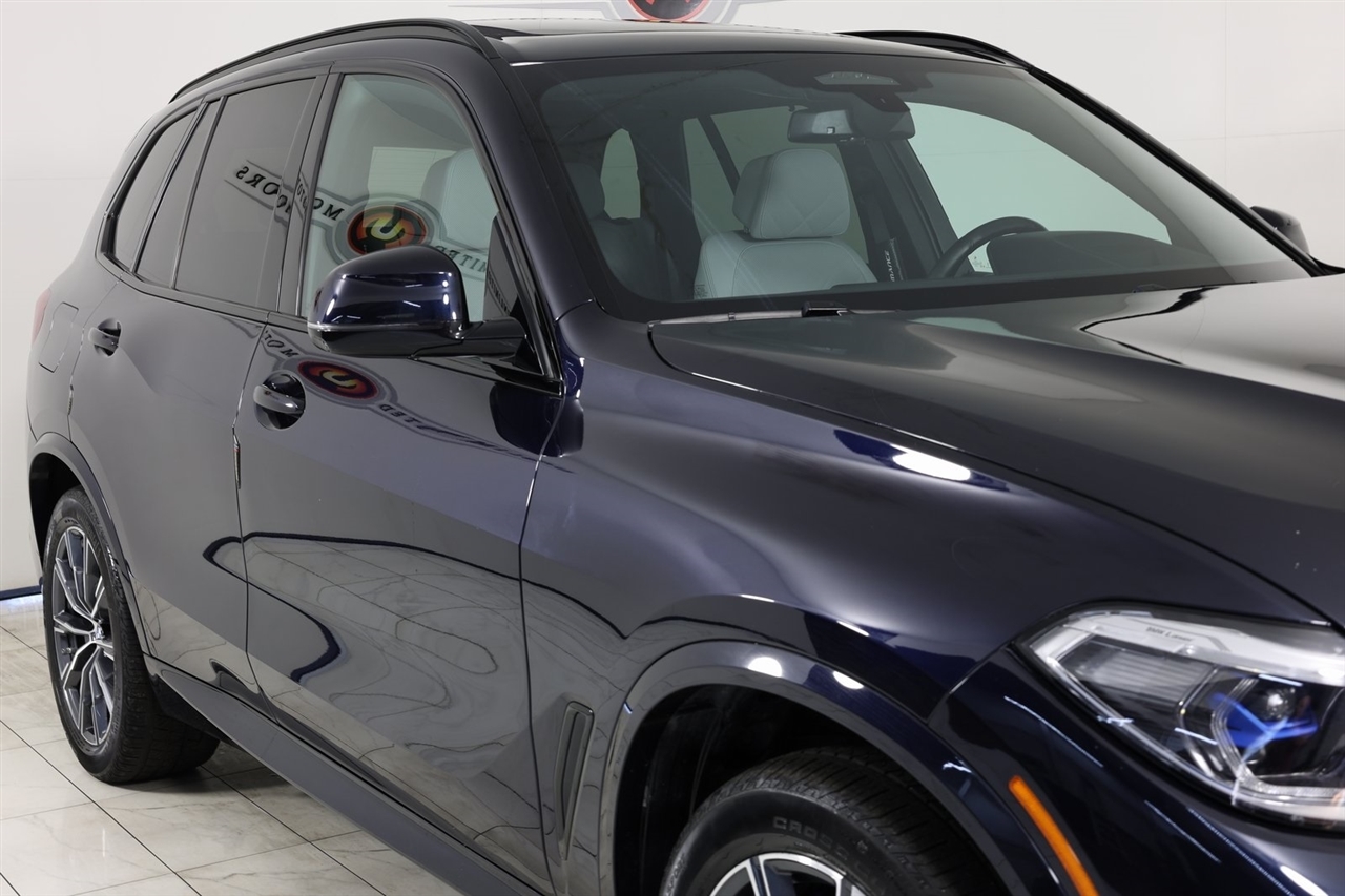 BMW X5  2023
