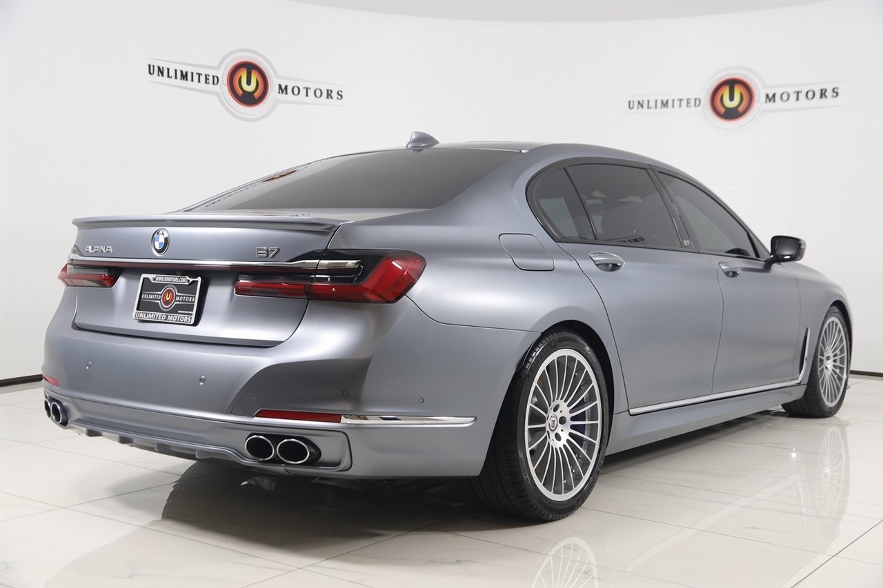 BMW Alpina B7  2022