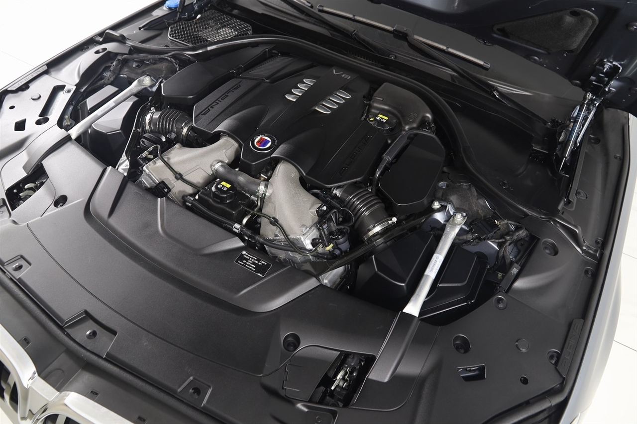 BMW Alpina B7  2022
