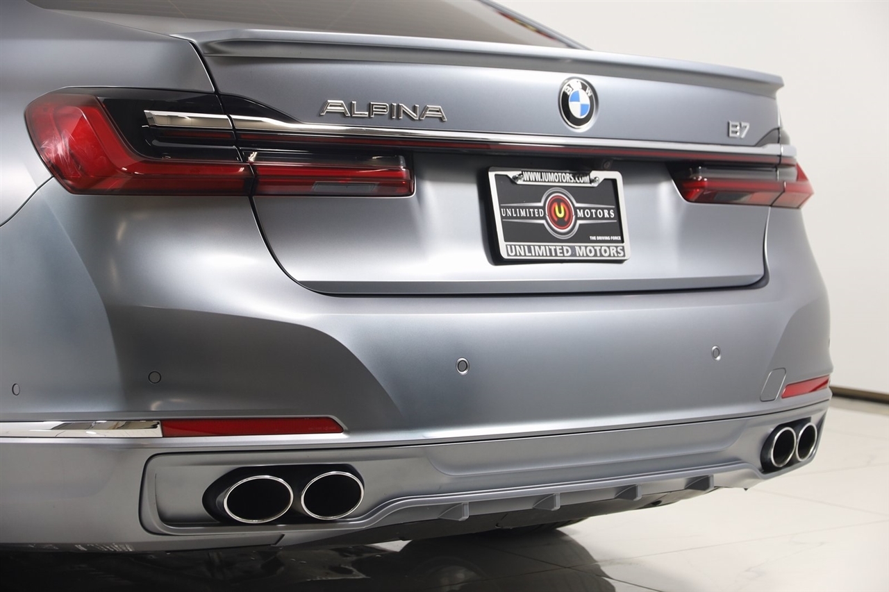 BMW Alpina B7  2022