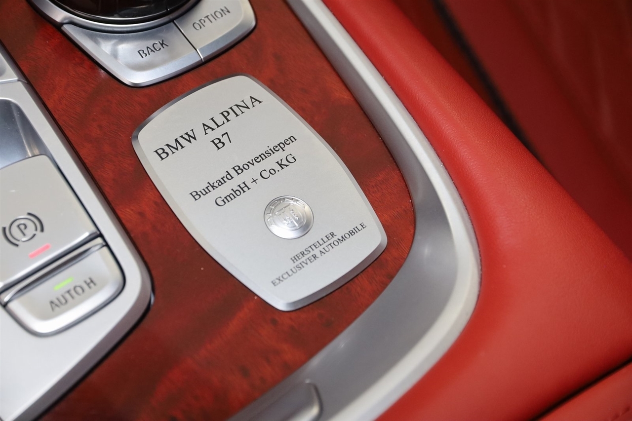 BMW Alpina B7  2022