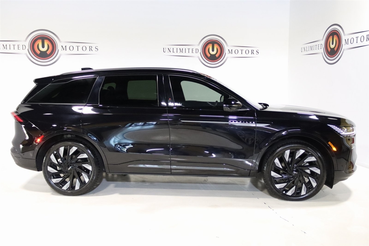 Lincoln Nautilus  2024