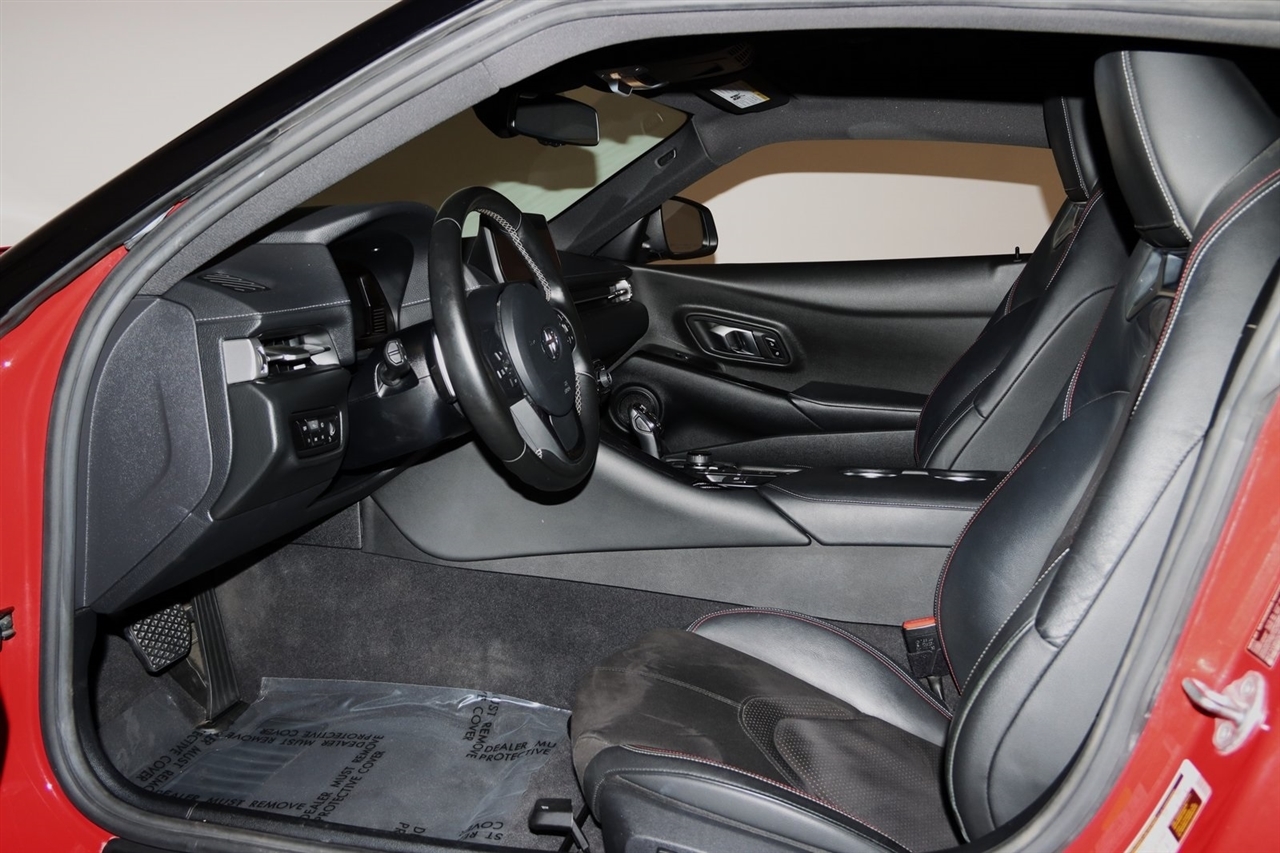 Toyota GR Supra  2021