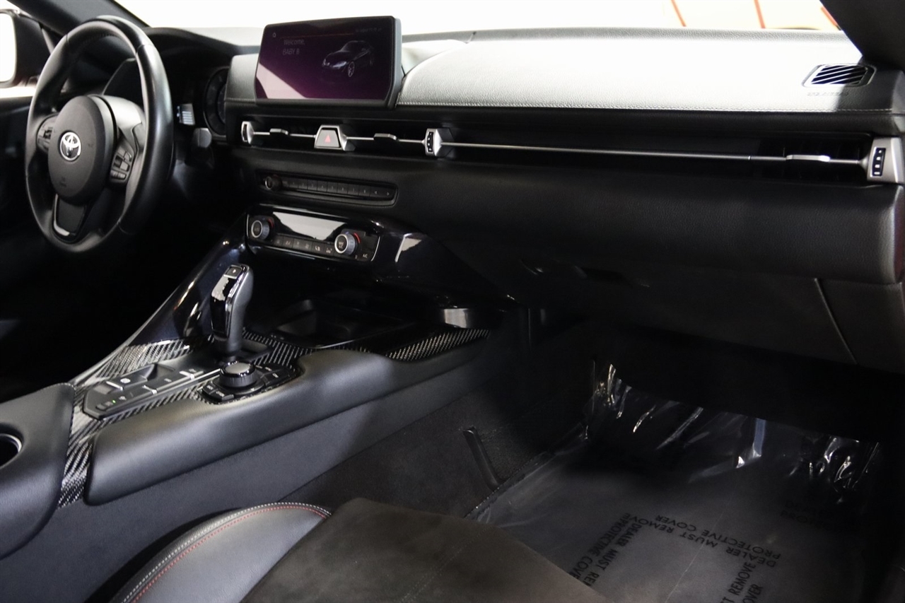 Toyota GR Supra  2021