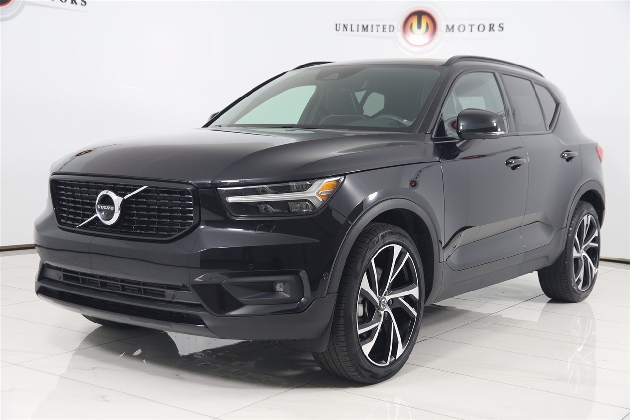 Volvo XC40  2022