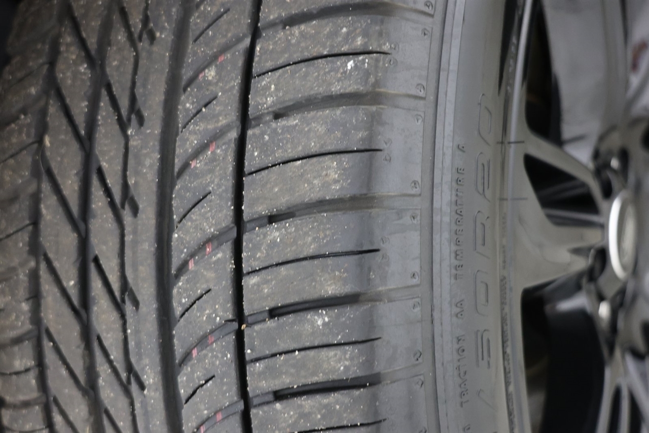 Land Rover Range Rover Velar  2020