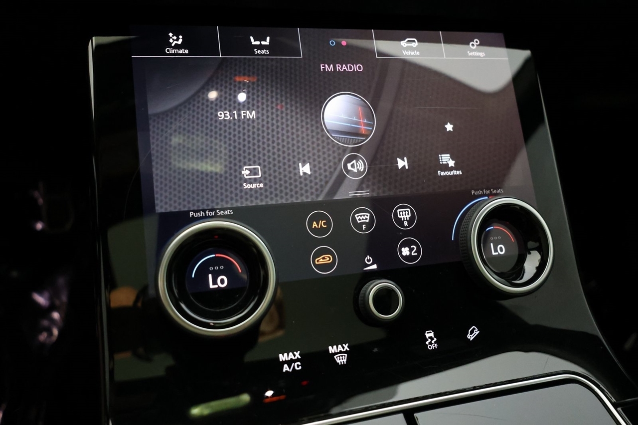 Land Rover Range Rover Velar  2020