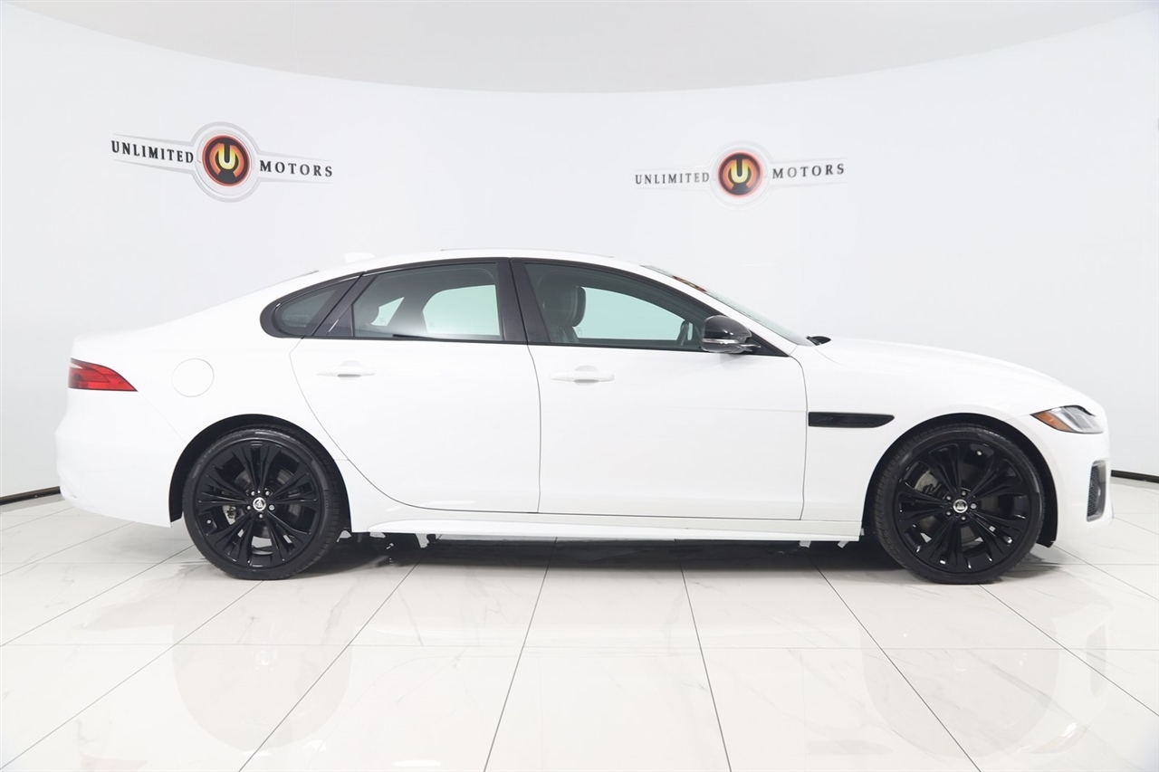 Jaguar XF-Series  2024