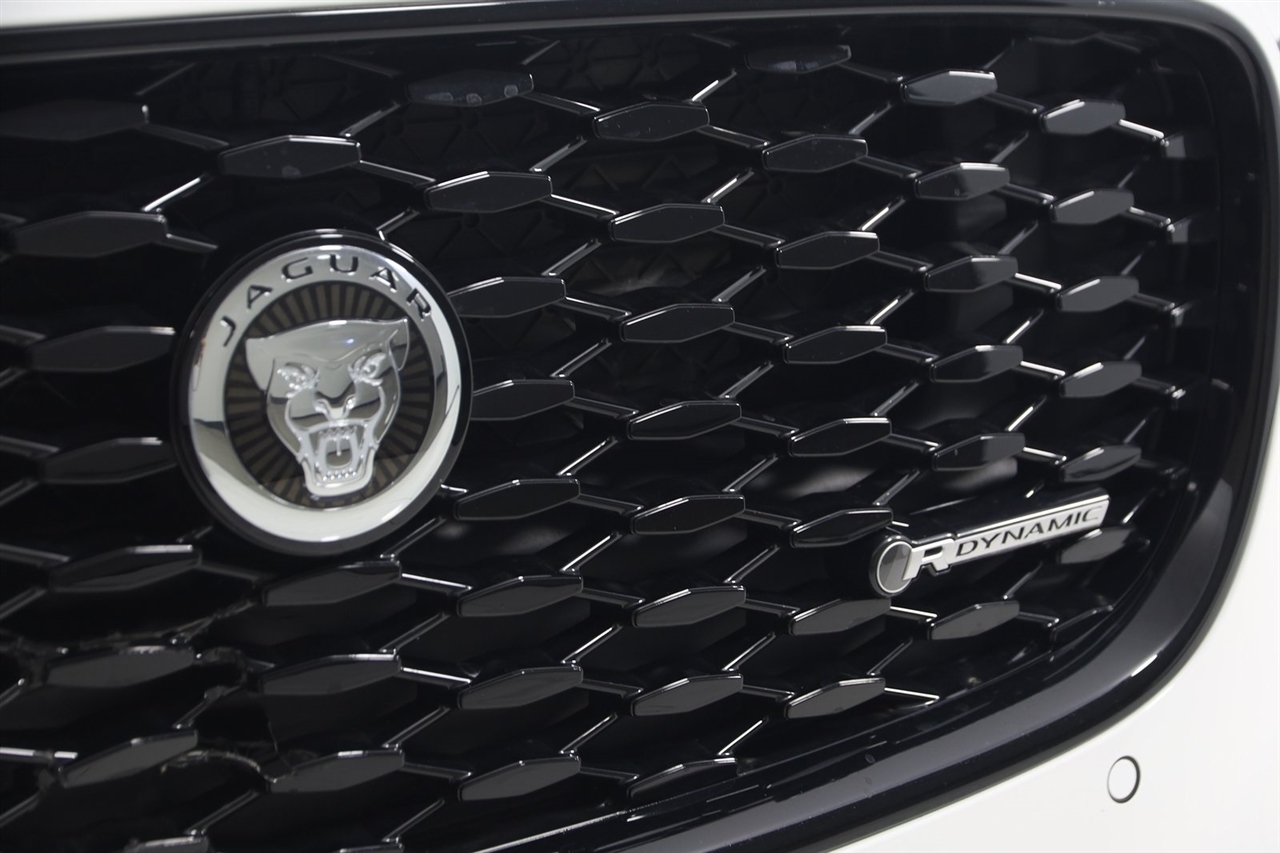 Jaguar XF-Series  2024