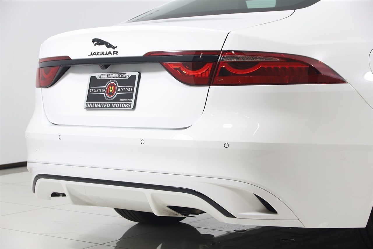 Jaguar XF-Series  2024